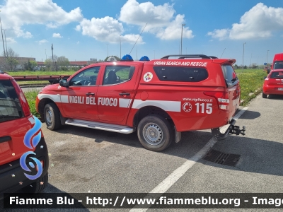 Fiat Fullback
Vigili del Fuoco
Comando Provinciale Roma
Nucleo U.S.A.R.
VF 30140
Parole chiave: Fiat Fullback VF30140