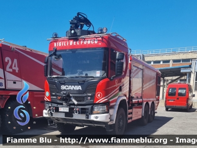 Scania XT P500 6x6
Vigili del Fuoco
Comando Provinciale di Roma
Distaccamento Aereoportuale Fiumicino
AutoIdroSchiumaPolvere allestito BAI
VF 30768
Parole chiave: Scania XT_P500_6x6 VF30768