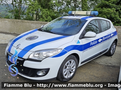 Renault Megane II serie
Polizia Municipale Unione Comuni Rubicone
Savignano 11
POLIZIA LOCALE YA 140 AC
Parole chiave: Renault Megane_IIserie POLIZIALOCALEYA140AC