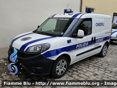 Fiat Doblò IV serie
Polizia Locale
Riccione (RN)
Unità Cinofila
Allestimento Focaccia
POLIZIA LOCALE YA 730 AF
Parole chiave: Fiat Doblò_IVserie POLIZIALOCALEYA730AF