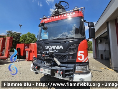 Scania XT P500 6x6
Vigili del Fuoco
Comando Provinciale di Forli
Distaccamento Aeroportuale
AutoIdroSchiumaPolvere allestito BAI
VF 30101
