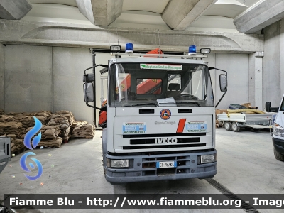 Iveco Eurocargo 100E21
Protezione Civile
Coordinamento Provinciale Ravenna
RA 890
