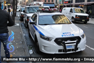 Ford Fusion Hybrid
United States of America-Stati Uniti d'America
New York Police Department
Parole chiave: Ford Fusion_Hybrid