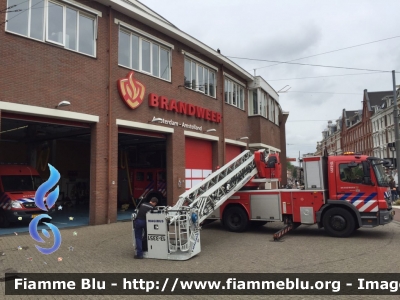 Mercedes-Benz Atego III serie
Nederland - Netherlands - Paesi Bassi
Brandweer Amsterdam
AutoScala allestimento Magirus
Parole chiave: Mercedes-Benz Atego_IIIserie