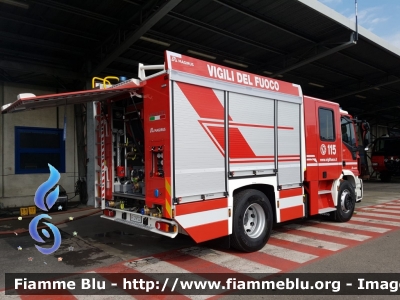 Iveco EuroCargo MaxiCity 180E30 IV serie
Vigili del Fuoco
AutoPompaSerbatoio allestimento Magirus
VF 29722
Parole chiave: Iveco EuroCargo_MaxiCity_180E30_IVserie VF29722