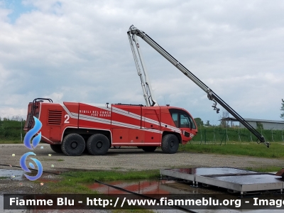 Oshkosh Bai Striker E
Vigili del Fuoco
Comando Provinciale di Bologna
Antincendio Aeroportuale
VF 25528
Parole chiave: Oshkosh-Bai Striker_E VF25528