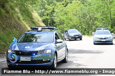 Skoda Octavia Wagon V serie
Polizia di Stato
Polizia Stradale
Allestimento Focaccia
in scorta a Tour de France 2024
POLIZIA M5309
