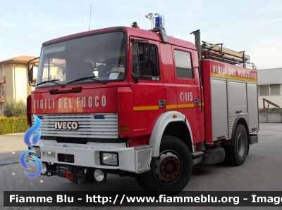 Iveco 190-26
Vigili del Fuoco
Comando Provinciale di Forlì Cesena
AutoPompaSerbatoio allestimento Baribbi
VF 15783
