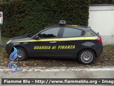 Alfa-Romeo Nuova Giulietta restyle
Guardia di Finanza
Allestita NCT Nuova Carrozzeria Torinese
Decorazione Grafica Artlantis
GdiF 809 BK
Parole chiave: Alfa-Romeo Nuova_Giulietta_restyle GdiF809BK