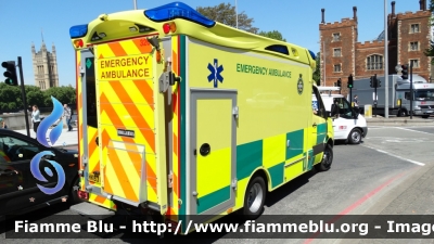 Mercedes-Benz Sprinter III serie restyle
Great Britain - Gran Bretagna
UK Specialist Ambulance Service
Parole chiave: Ambulanza Ambulance Mercedes-Benz Sprinter_IIIserie_Restyle