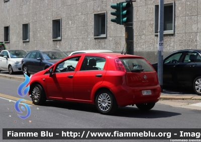 Fiat Punto VI serie
Vigili del Fuoco
Comando Provinciale di Milano
VF 29020
Parole chiave: Fiat Punto_VIserie VF29020