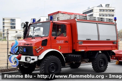 Mercedes-Benz Unimog 
Bundesrepublik Deutschland - Germania
Feuerwehr Mannheim
