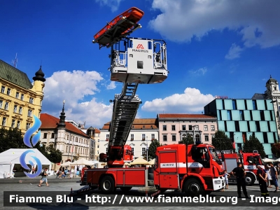 Iveco EuroCargo 180E32 IV serie
České Republiky - Czech Republic - Repubblica Ceca
Hasiči Brno
AutoScala articolata M42L-AS da 42 metri allestimento Magirus
Parole chiave: Iveco EuroCargo_180E32_IVserie