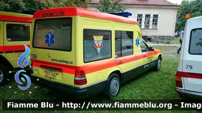 Mercedes-Benz ?
České Republiky - Repubblica Ceca
Zdravotnická záchranná služba hl. m. Prahy - Emergenza Medica Città di Praga
