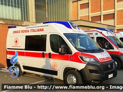 Fiat Ducato X290
Croce Rossa Italiana
Comitato Provinciale di Piacenza
Allestita Vision per Emergenza Covid-19
CRI 543 AG
Parole chiave: Fiat Ducato_X290 CRI543AG Ambulanza