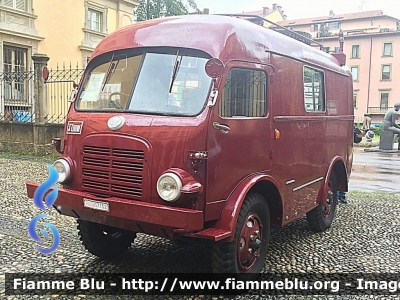  OM CL51 4x4 
Polizia di Stato
Reparto Mobile
Carro Radio
Automezzo Storico
POLIZIA 17132

Fotografata in occasione della Festa della Polizia 2018 della Questura di Bergamo 
Parole chiave: OM CL51_4x4 POLIZIA17132