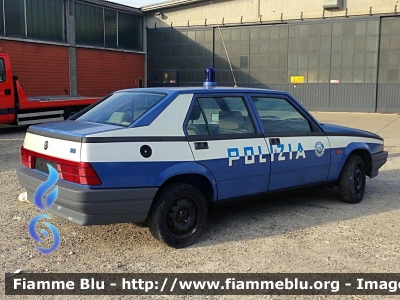 Alfa Romeo 75 II serie
Polizia di Stato
Polizia Stradale
Veicolo Storico
POLIZIA A0905
Parole chiave: Alfa-Romeo 75_IIserie POLIZIAA0905