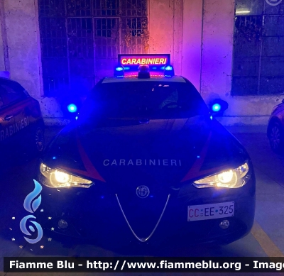 Alfa Romeo Nuova Giulia
Carabinieri
Nucleo Operativo Radiomobile
Allestimento FCA
CC EE 325
Parole chiave: Alfa-Romeo Nuova_Giulia CCEE325 norm_pavia