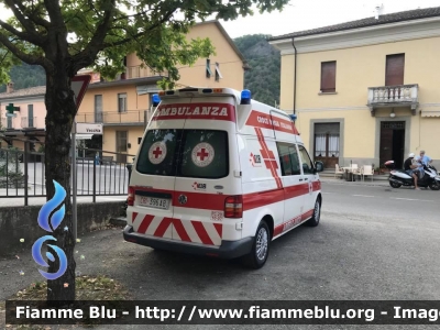 Volkswagen Transporter T5
Croce Rossa Italiana
Comitato Provinciale di Piacenza
Postazione di Marsaglia (PC)
CRI 396 AB
Parole chiave: Volkswagen Transporter_T5 Ambulanza CRI396AB