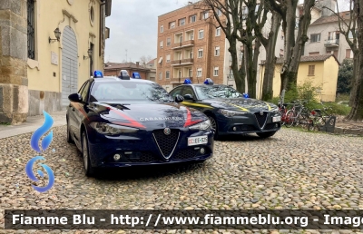  Alfa Romeo Nuova Giulia 
Guardia di Finanza
Allestimento FCA
GdiF 382 BQ
Fotografata insieme a 
AR Giulia RMB
CC EE 325
Parole chiave: Alfa-Romeo Nuova_Giulia GdiF382BQ CCEE325