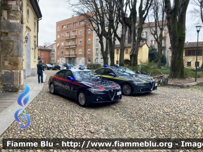  Alfa Romeo Nuova Giulia 
Guardia di Finanza
Allestimento FCA
GdiF 382 BQ
Fotografata insieme a 
AR Giulia RMB
CC EE 325
Parole chiave: Alfa-Romeo Nuova_Giulia GdiF382BQ CCEE325