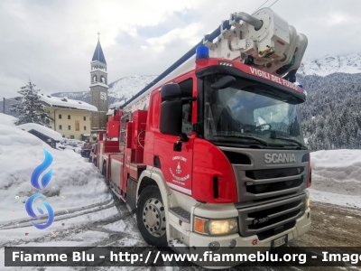 Scania P320 II serie
Vigili del Fuoco

Unione Distrettuale di Fondo (TN)
Piattaforma aerea B34 da 34 metri allestimento Rosenbauer
VF 9J5 TN
Parole chiave: Scania P320 _IIserie VF3L1TN