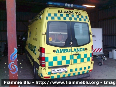 Mercedes-Benz Sprinter III serie
Danmark - Danimarca
Falck Region Syddanmark
Parole chiave: Ambulanza Ambulance Mercedes-Benz Sprinter_IIIserie