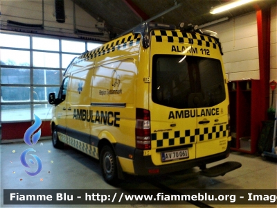 Mercedes-Benz Sprinter III serie Restyle
Danmark - Kingdom of Denmark - Danimarca
Løgumkloster Brandværn
Parole chiave: Mercedes-Benz Sprinter_IIIserie_Restyle Ambulanza Ambulance