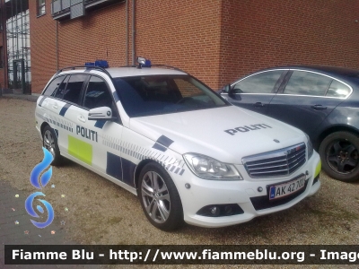 Mercedes - Benz Classe C IV serie
Danmark - Danimarca
Politi - Polizia Nazionale
