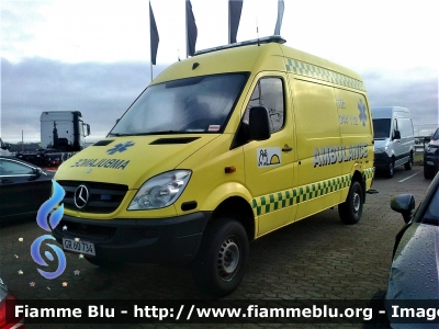 Mercedes-Benz Sprinter III serie
Danmark - Danimarca
Kalaallit Nunaat - Grønland - Groenlandia
Ministero della sanità
Parole chiave: Ambulanza Ambulance