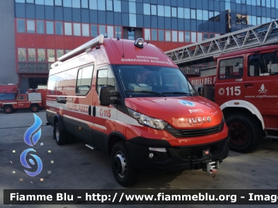 Iveco Daily VI Serie
Vigili del Fuoco 
Comando Provinciale di Napoli
Nucleo Soccorso Subacqueo Acquatico
Allestimento Divitec
Parole chiave: Iveco Daily_VISerie