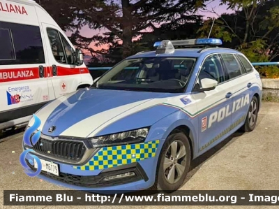 Skoda Octavia Wagon VI serie
Polizia di Stato
Polizia Stradale in servizio sulla A3 Napoli - Salerno
Autostrade Meridionali
POLIZIA M6179
Parole chiave: Skoda Octavia_Wagon_VIserie POLIZIAM6179