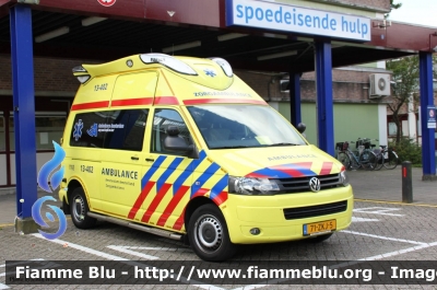 Volkswagen Transporter T5
Nederland - Paesi Bassi
Amsterdam Ambulance
13-402
Parole chiave: Ambulanza Ambulance Volkswagen Transporter_T5