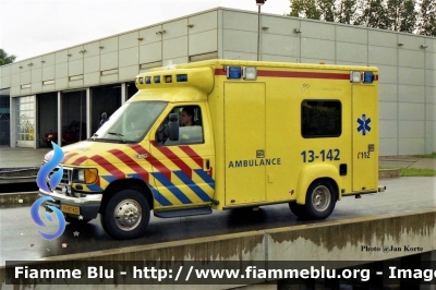 Ford E-350
Nederland - Paesi Bassi
Ambulance Schiphol Amsterdam Airport
13-142

Parole chiave: Ambulanza Ambulance