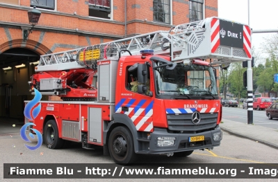 Mercedes Benz Atego 1530F45
Nederland - Paesi Bassi
Brandweer Amsterdam-Amstelland 
Station Dirk
13-3352
