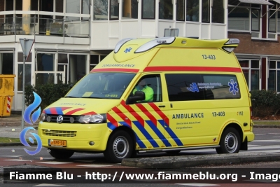 Volkswagen Transporter T6
Nederland - Paesi Bassi
Amsterdam Ambulance
13-403
Parole chiave: Ambulanza Ambulance