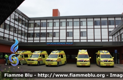 Volkswagen Transporter T6
Nederland - Paesi Bassi
Regionale Ambulance Voorziening (RAV) Region 2 Fryslân
Parole chiave: Ambulanza Ambulance Volkswagen Transporter_T6