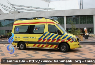 Mercedes-Benz Sprinter III serie restyle
Nederland - Paesi Bassi
Regionale Ambulance Voorziening (RAV) Flevoland
25-126
Parole chiave: Ambulanza Ambulance Mercedes-Benz Sprinter_IIIserie_Restyle