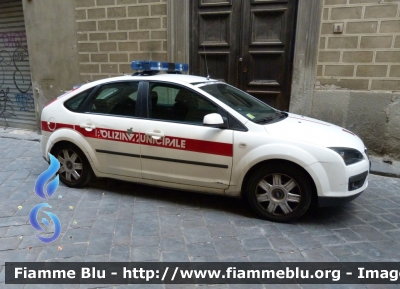 Ford Focus II serie
Polizia Municipale Firenze
Parole chiave: Toscana (FI) Polizia_locale