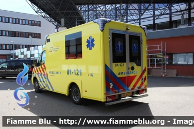 Mercedes-Benz Sprinter III serie restyle
Nederland - Paesi Bassi
Regionale Ambulance Voorziening (RAV) Region 1 Groningen
01 121
Parole chiave: Mercedes-Benz Sprinter_IIIserie_Restyle Ambulanza Ambulance