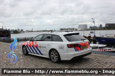 Audi A6 Quattro Avant 8235
Nederland - Paesi Bassi
Politie
