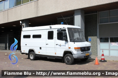 Mercedes-Benz 814D
Nederland - Paesi Bassi
Politie
Amsterdam
