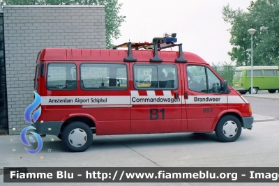 Ford Transit V serie
Nederland - Netherlands - Paesi Bassi
Brandweer Amsterdam Airport Schiphol
Parole chiave: Ford Transit_Vserie