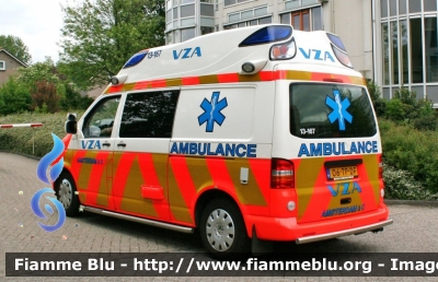 Volkswagen Transporter T5
Nederland - Paesi Bassi
Ambulances Amsterdam VZA
13-167
Parole chiave: Ambulanza Ambulance