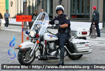 Harley Davidson
Canada
Ville de Québec Police
