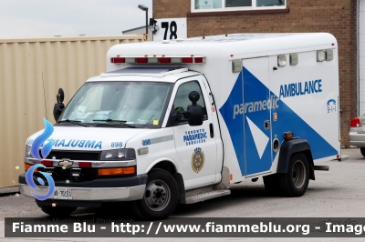 Chevrolet Express
Canada
Toronto Paramedic Services
Parole chiave: Ambulance Ambulanza