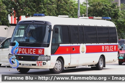 Mitsubishi Fuso Rosa
香港 - Hong Kong 
Hong Kong Police Force
