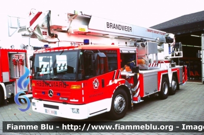 Mercedes-Benz Econic
Koninkrijk België - Royaume de Belgique - Königreich Belgien - Belgio
Brandweer Aarschot
