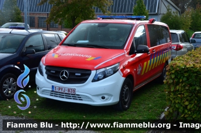 Mercedes-Benz Classe V
Koninkrijk België - Royaume de Belgique - Königreich Belgien - Belgio
Brandweer Aalst
