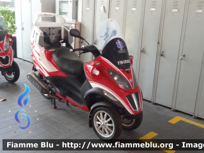 Piaggio MP3
Republic of Singapore - Republik Singapura - 新加坡共和国
SCDF Singapore Civil Defence Force
